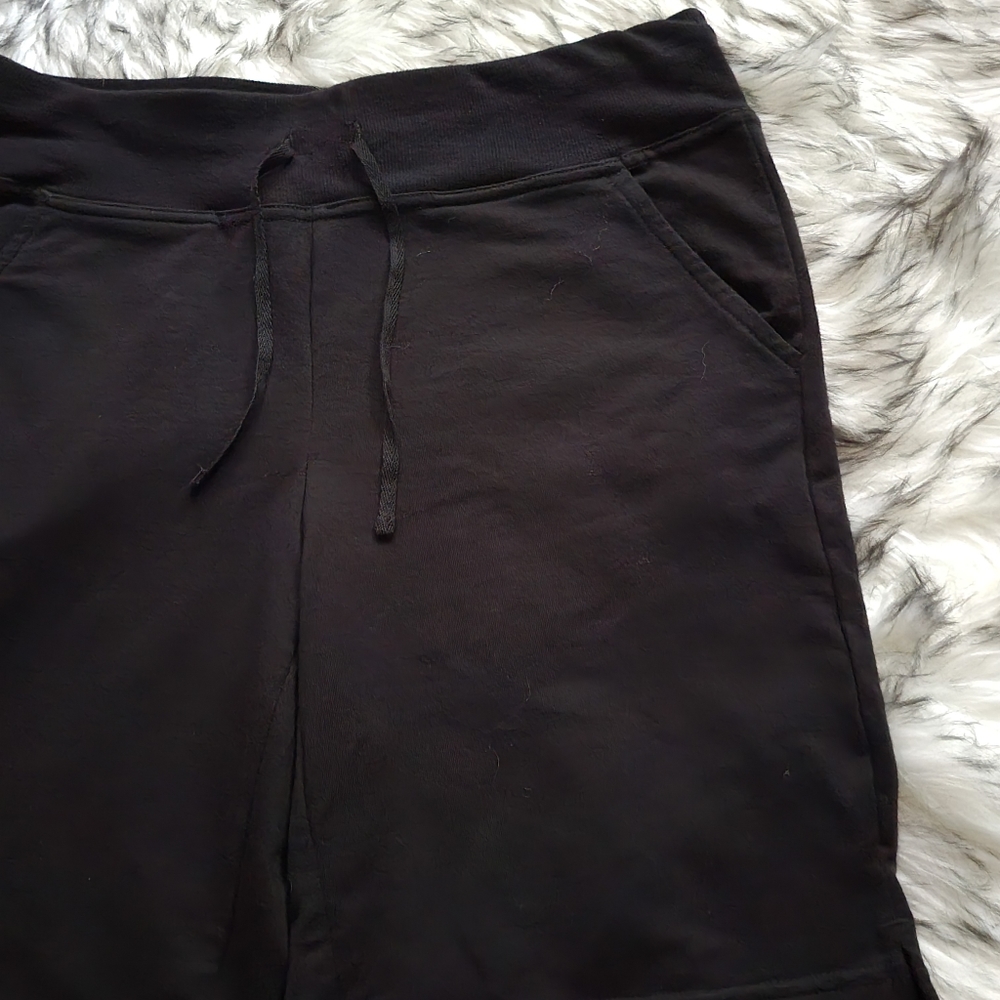 Black drawstring shorts small - Picture 2 of 8